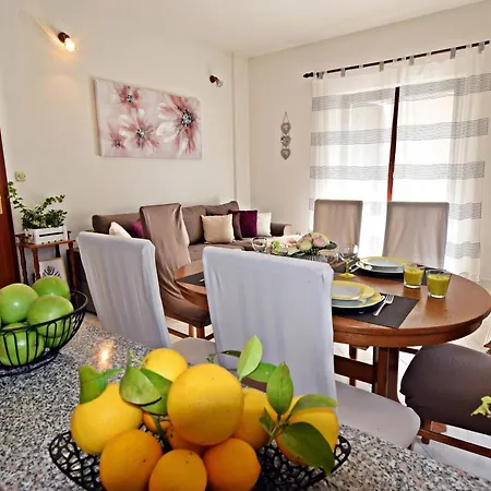 Apartamento Ground Floor With A Private Pool *
