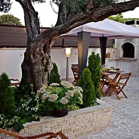 Ground Floor With A Private Pool