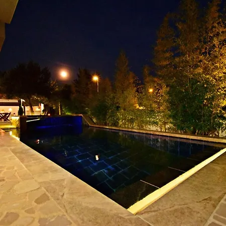 Ground Floor With A Private Pool Donji Okrug (Ciovo)