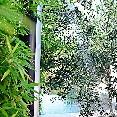 Appartement Ground Floor With A Private Pool Donji Okrug (Ciovo)